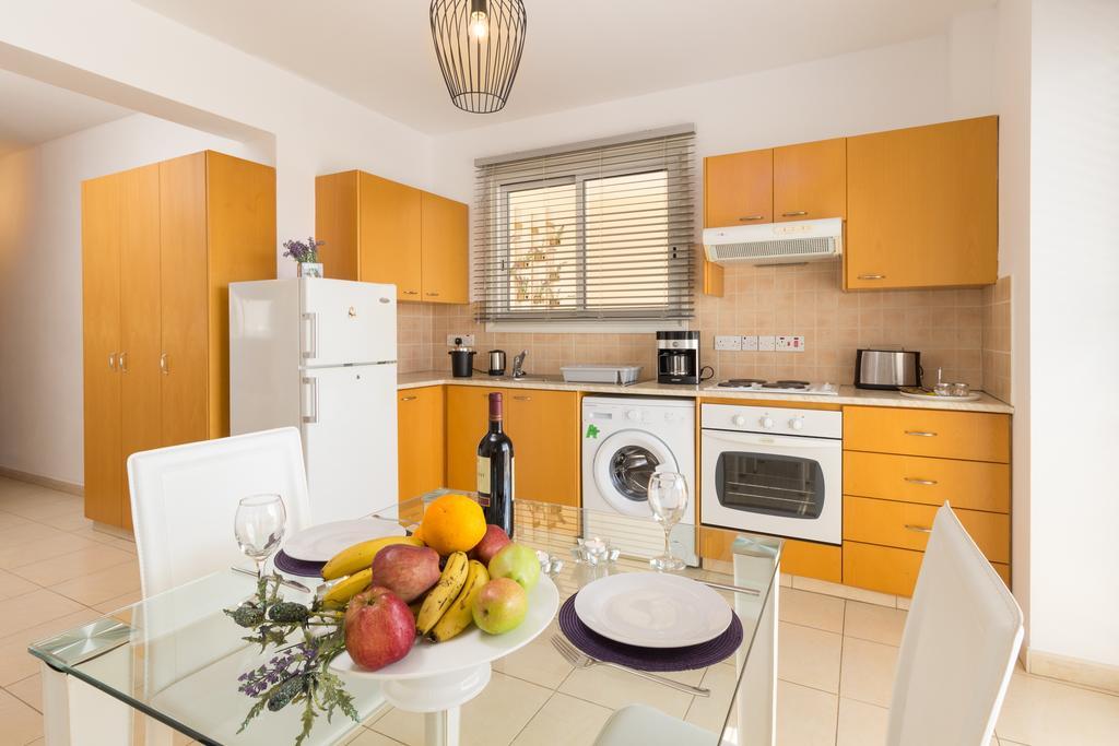 라르나카 Elena Court Apt 401 아파트 외부 사진