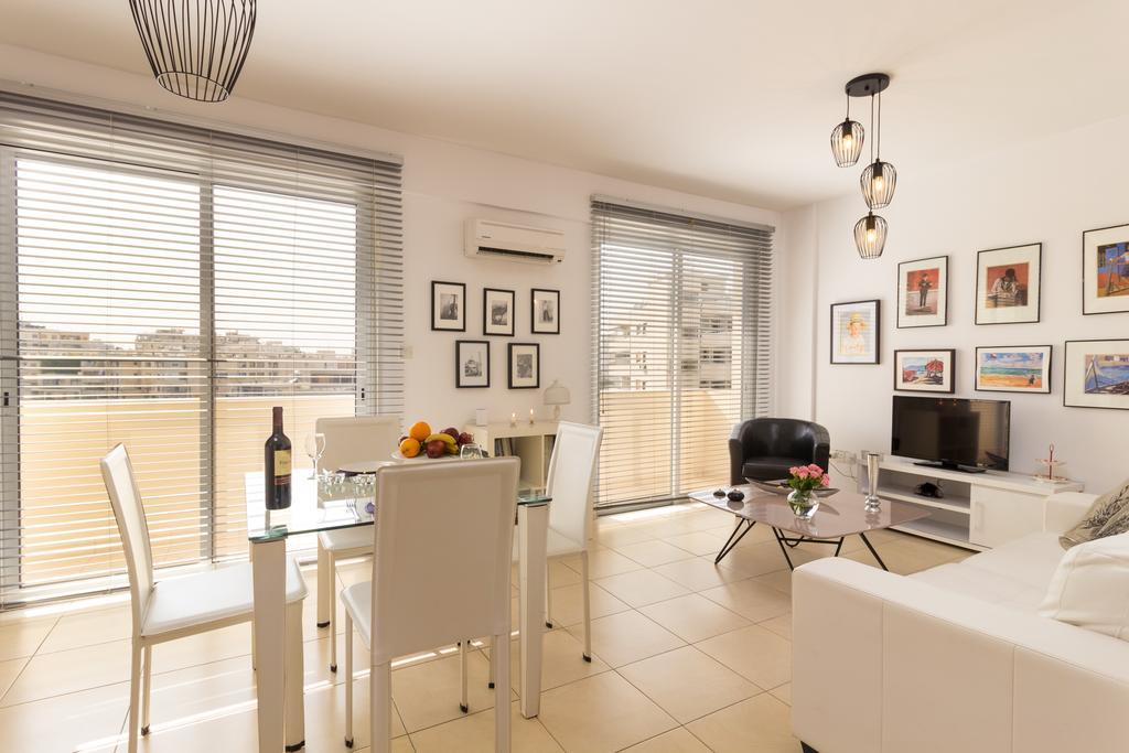 라르나카 Elena Court Apt 401 아파트 외부 사진