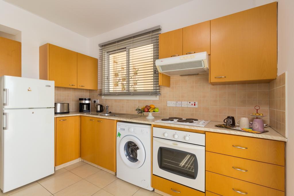 라르나카 Elena Court Apt 401 아파트 외부 사진